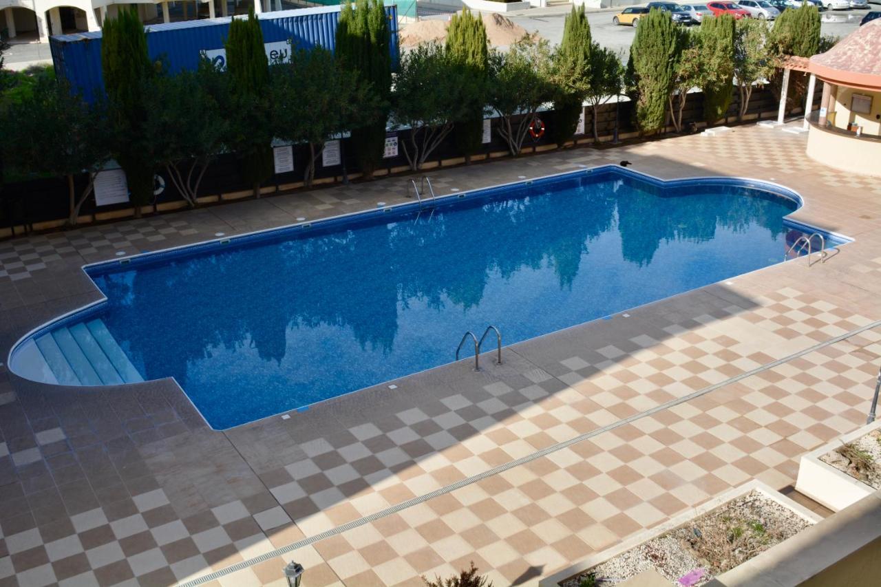 Queens Gardens - Kato Paphos - Next To Kings Ave Mall --- By Yiota Zewnętrze zdjęcie